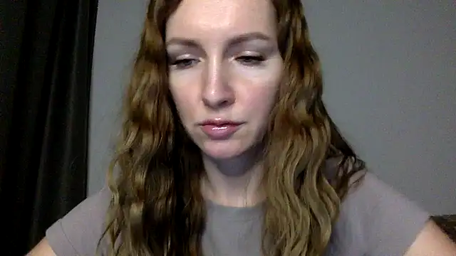 Snapshot of Varnyx chatting on 11-08-25, 08:29 Varnyx online show from 11-08-25, 08:29