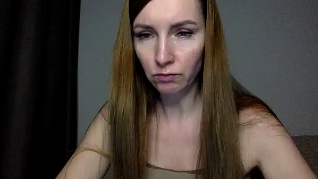 Snapshot of Varnyx chatting on 11-27-25, 05:59 Varnyx online show from 11-27-25, 05:59