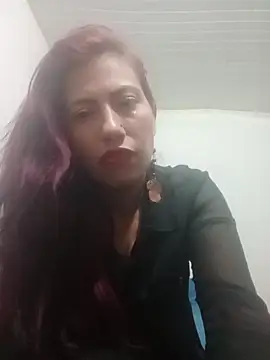 Snapshot of Mikaela_Ston chatting on 10-21-25, 05:41 Mikaela Ston online show from 10-21-25, 05:41