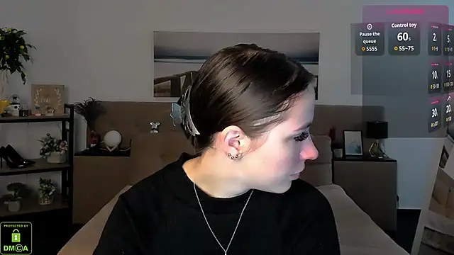WildHoneyXO online show from 09-27-25, 05:45