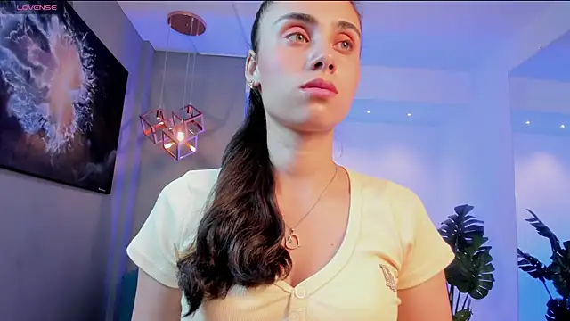 sofiapalacioss online show from 02-04-26, 08:03