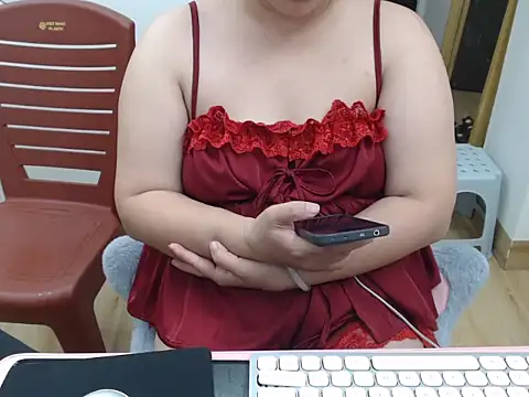 Hana Mina online show from 09-19-25, 02:18