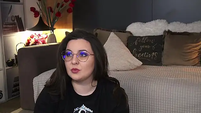 Mia Swano online show from 02-06-26, 12:15