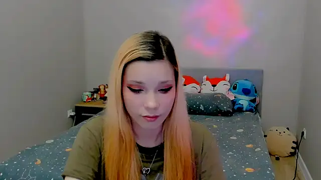 Kitten Alissa online show from 10-03-25, 07:55