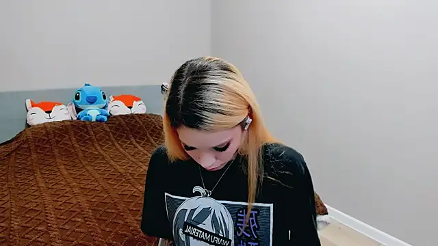 Kitten Alissa online show from 10-09-25, 06:50