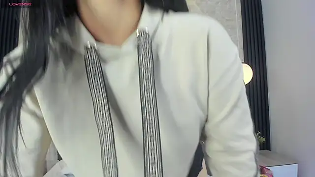 Snapshot of Victoriafoxx chatting on 09-30-25, 03:17 Victoriafoxx online show from 09-30-25, 03:17