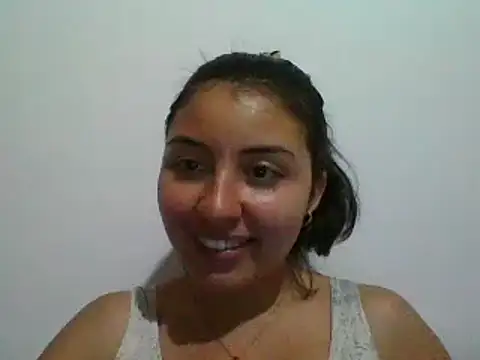 Snapshot of _Romilly_ chatting on 09-21-25, 03:19 Romilly online show from 09-21-25, 03:19