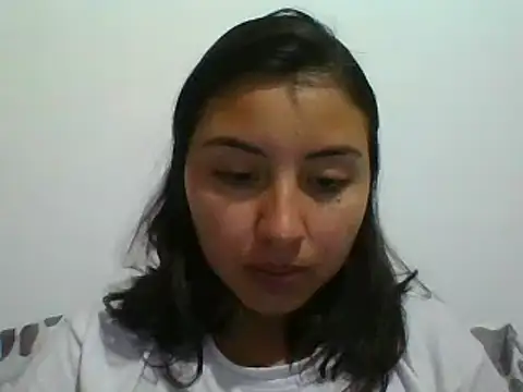 Snapshot of _Romilly_ chatting on 09-25-25, 03:10 Romilly online show from 09-25-25, 03:10