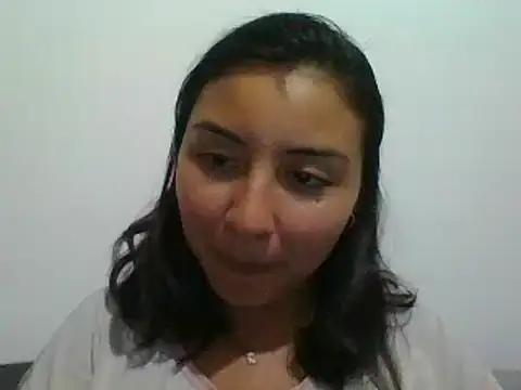 Snapshot of _Romilly_ chatting on 09-28-25, 03:34 Romilly online show from 09-28-25, 03:34