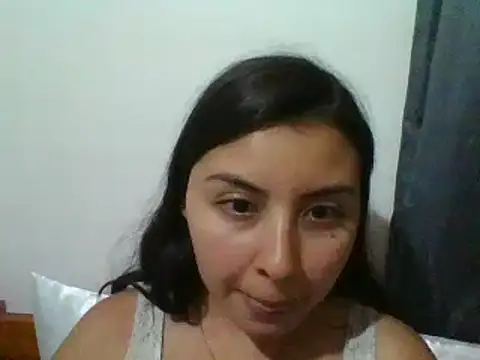 Snapshot of _Romilly_ chatting on 10-19-25, 03:40 Romilly online show from 10-19-25, 03:40