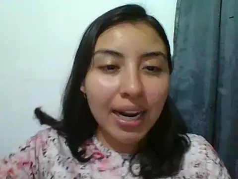 Snapshot of _Romilly_ chatting on 10-31-25, 02:34 Romilly online show from 10-31-25, 02:34