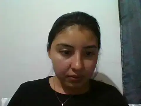 Snapshot of _Romilly_ chatting on 11-02-25, 03:53 Romilly online show from 11-02-25, 03:53