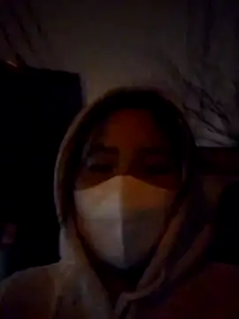 Snapshot of Teena_tiny chatting on 12-19-25, 04:36 Teena tiny online show from 12-19-25, 04:36