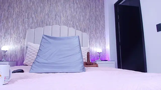 Snapshot of sofi_hils chatting on 11-13-25, 11:53 sofi hils online show from 11-13-25, 11:53