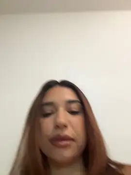 ItalianGirl online show from 11-29-25, 04:10