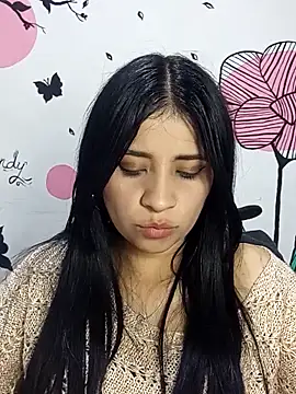 ValerieLove  online show from 10-09-25, 07:45