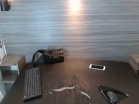 Penelopee Rouse online show from 11-24-25, 07:24