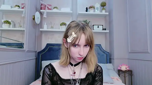 Snapshot of Beverly_Gomes chatting on 11-07-25, 03:56 Beverly Gomes online show from 11-07-25, 03:56