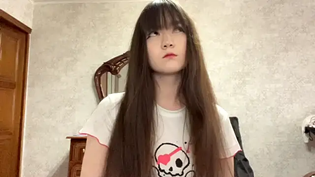 Pikmigirl18 online show from 10-12-25, 09:41