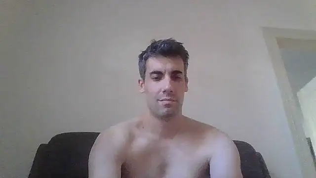 Snapshot of JulioIsHere4you chatting on 09-27-25, 02:00 JulioIsHere4you online show from 09-27-25, 02:00
