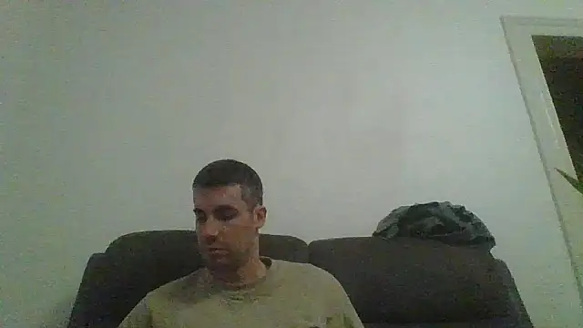 JulioIsHere4you online show from 12-16-25, 09:20