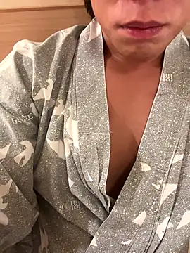 Snapshot of _misogi_ chatting on 09-15-25, 01:44  misogi  online show from 09-15-25, 01:44