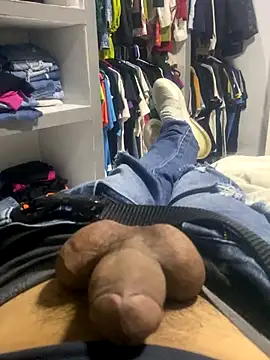 Chico031289 online show from 10-25-25, 11:21