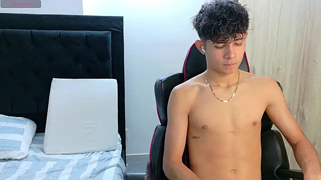 Noah-Garcia online show from 10-23-25, 08:29