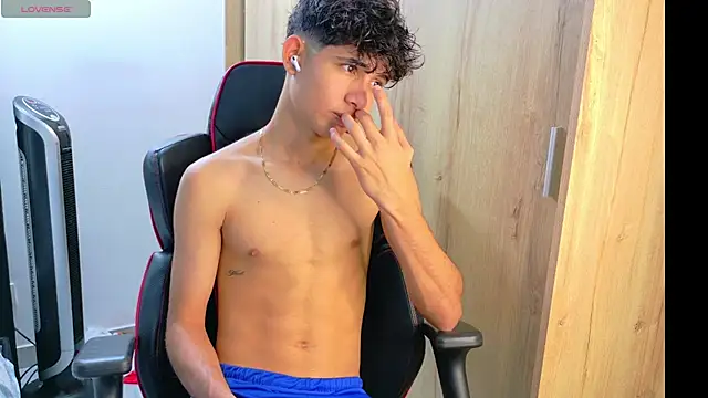 Noah-Garcia online show from 11-04-25, 08:30