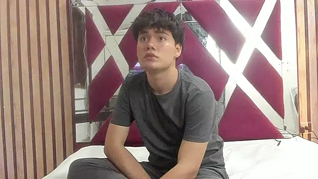 SluttyBoyDuo online show from 09-11-25, 03:50