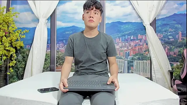 SluttyBoyDuo online show from 09-25-25, 02:59
