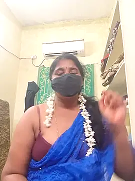 Snapshot of nishatelugu1 chatting on 10-12-25, 03:44 nishatelugu1 online show from 10-12-25, 03:44