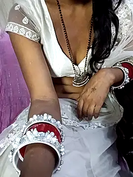 Bhabhilux2025 online show from 11-13-25, 08:57