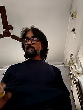 Snapshot of malhotra21 chatting on 11-11-25, 10:59 malhotra21 online show from 11-11-25, 10:59