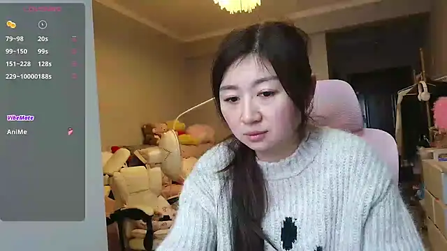 Snapshot of Diva_VVN chatting on 11-04-25, 11:37 Diva VVN online show from 11-04-25, 11:37