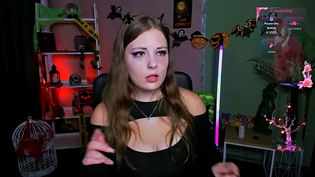 Snapshot of melani_bumm chatting on 10-31-25, 09:21 melani bumm online show from 10-31-25, 09:21