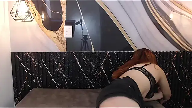 PilarArias online show from 11-22-25, 12:48