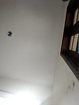 Snapshot of Ella_lima chatting on 04-16-26, 05:36 Ella lima online show from 04-16-26, 05:36