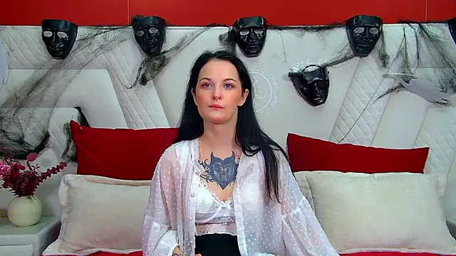 MollyMillsen online show from 11-01-25, 06:32