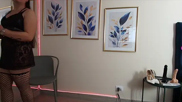 TiffanyStorms LS online show from 09-20-25, 11:44