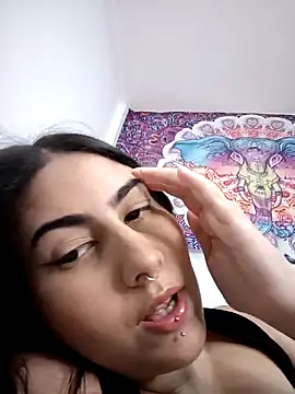 Snapshot of ApenasLys chatting on 10-18-25, 09:15 ApenasLys online show from 10-18-25, 09:15