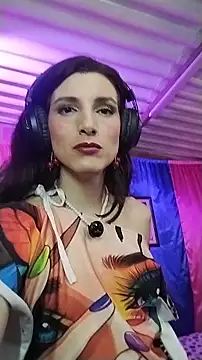 Snapshot of Moira-Hot chatting on 11-28-25, 08:22 Moira-Hot online show from 11-28-25, 08:22