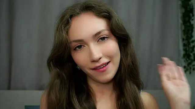 ZeniaBolich online show from 09-24-25, 10:02