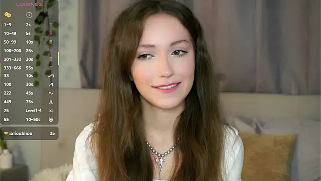 ZeniaBolich online show from 10-11-25, 10:08