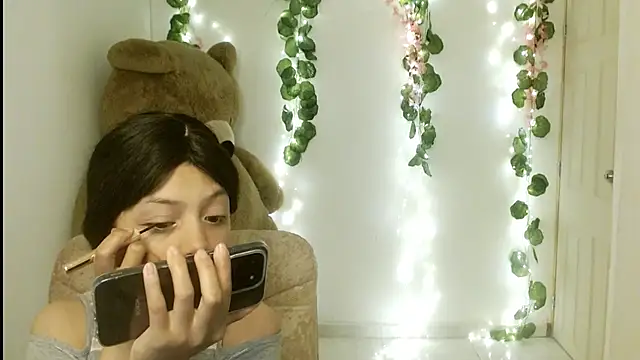 EIVIY1609 online show from 10-14-25, 01:56