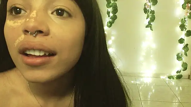 EIVIY1609 online show from 10-15-25, 02:28