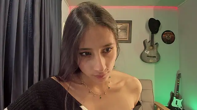 Snapshot of XxnikolayxX chatting on 09-17-25, 10:00 XxnikolayxX online show from 09-17-25, 10:00