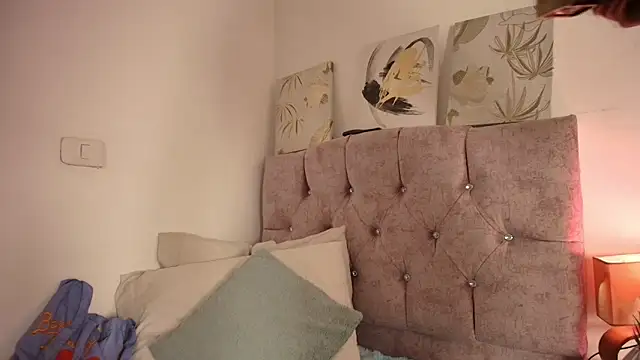 Dulce Bella  online show from 01-14-26, 11:42