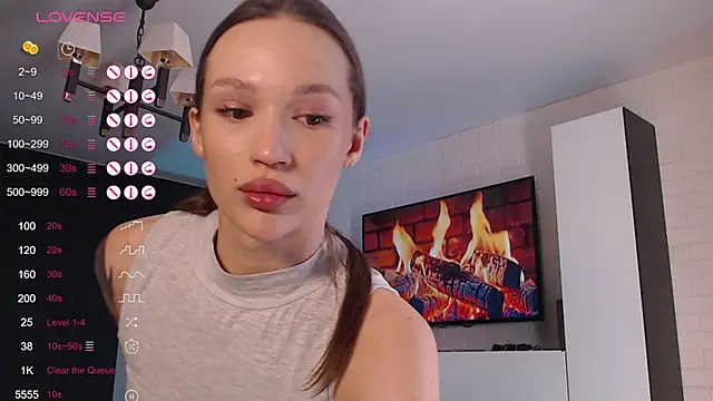 JadeSwift online show from 09-23-25, 10:18