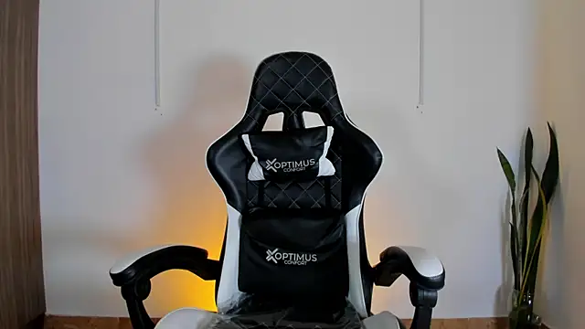 Nickyblazze  online show from 10-01-25, 12:33